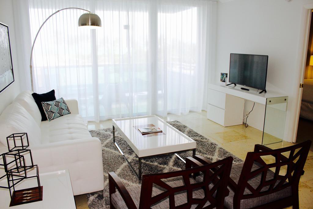 Oceanfront Contemporary Suites Маямі-Біч Номер фото
