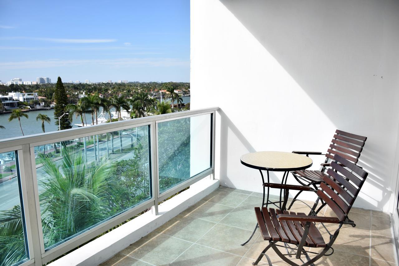 Oceanfront Contemporary Suites Маямі-Біч Екстер'єр фото